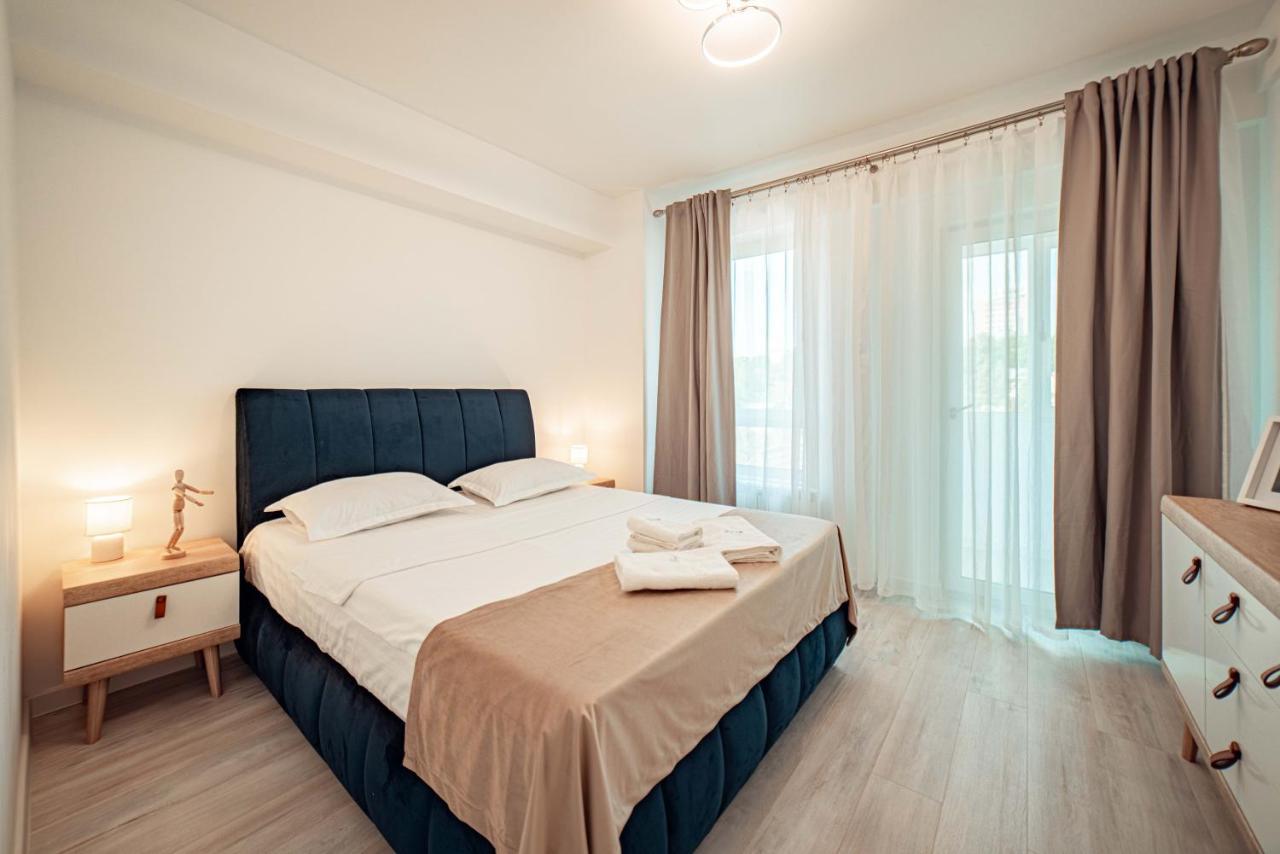 Cozy Aparthotel - Ultracentral Luxury Apartments Jászvásár Kültér fotó