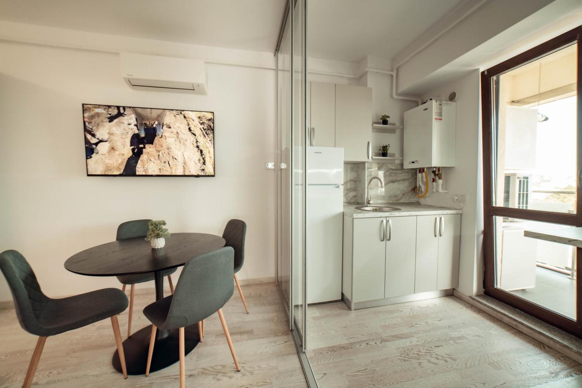 Cozy Aparthotel - Ultracentral Luxury Apartments Jászvásár Kültér fotó